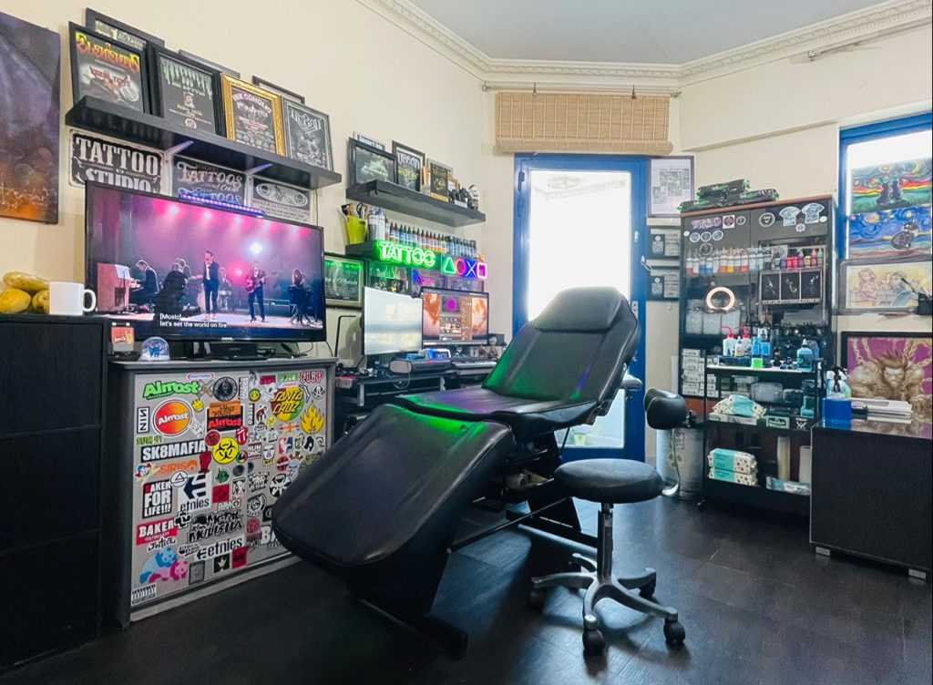 Errol Tattz Abu Dhabi Tattoo Studio | FEW.ae