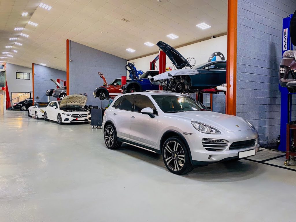 Quick Fit Auto Center Abu Dhabi | FEW.ae