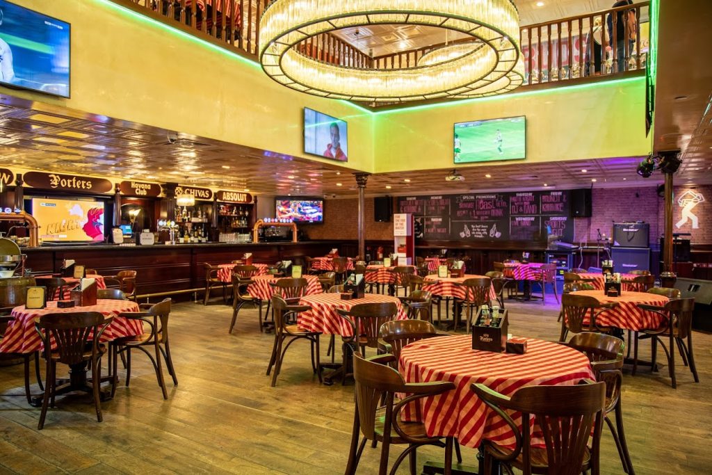 porters english pub abu dhabi | FEW.ae