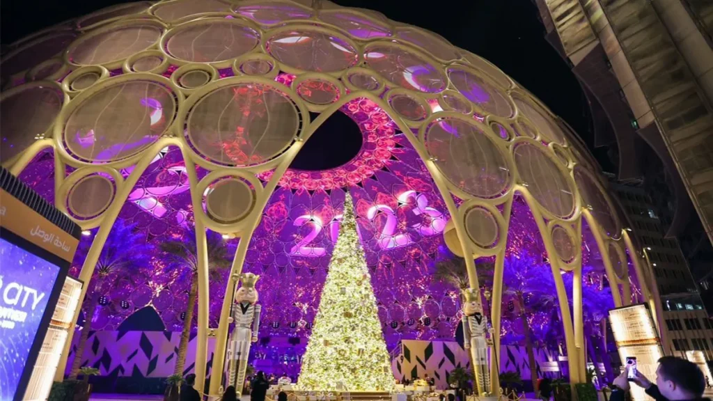 DAZZLING NIGHTLY PERFORMANCES AND LIGHT SHOWS hai ramadan | FEW.ae