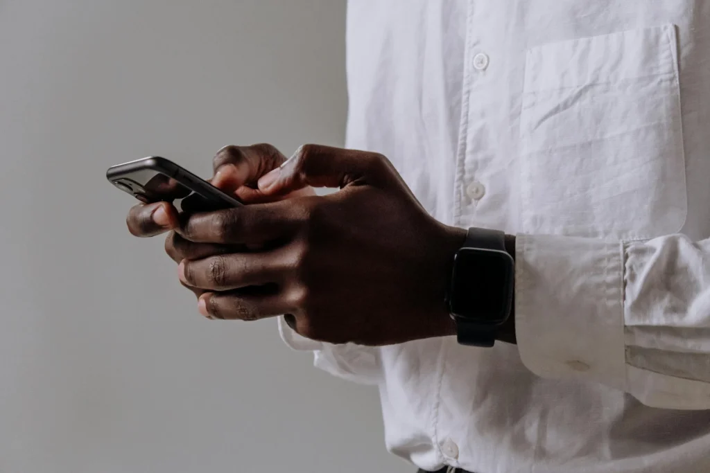 Whatsapp Calling Restrictions in Dubai Reasons and Impact | FEW.ae
