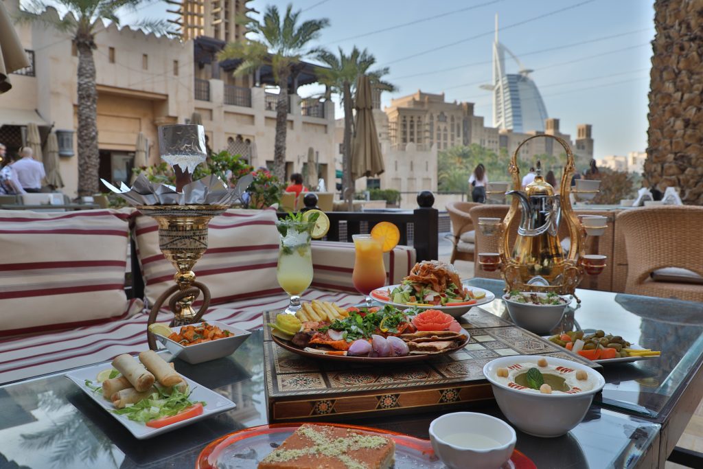 How to find halal restaurants near me in Dubai1 | FEW.ae