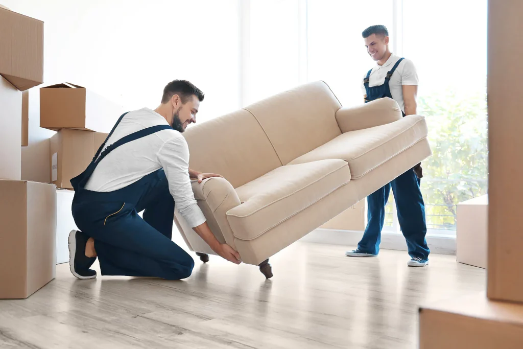 Whats the best way to move furniture to Dubai easily | FEW.ae