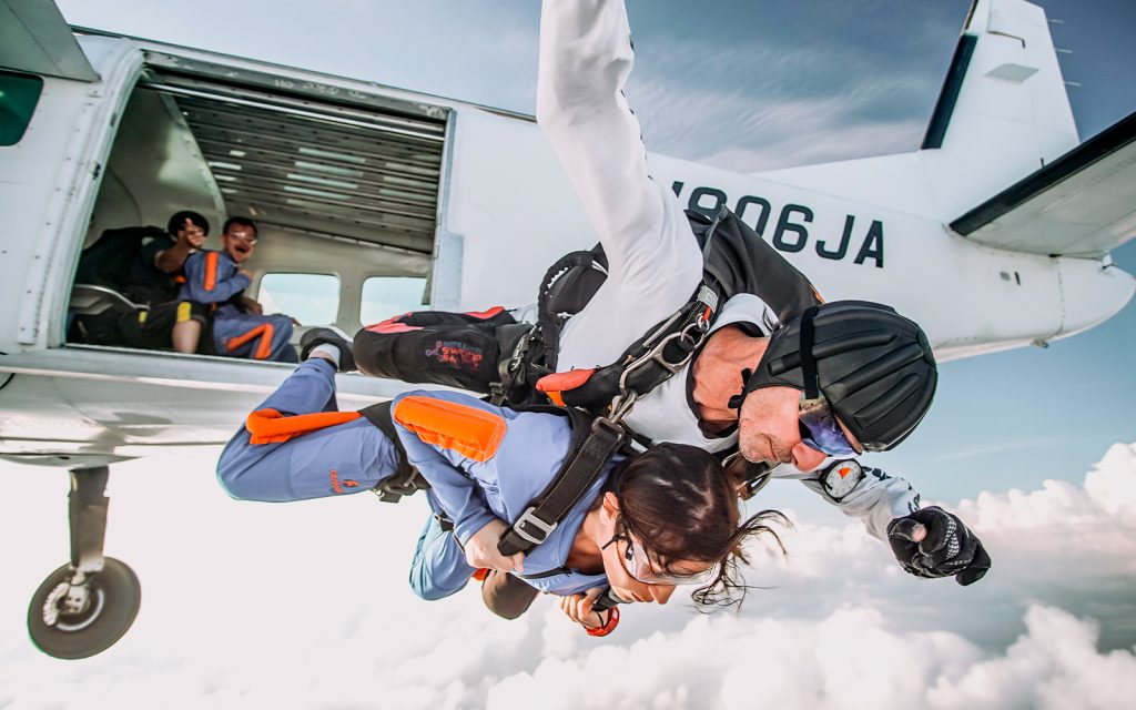 Where can I skydive in Dubai | FEW.ae