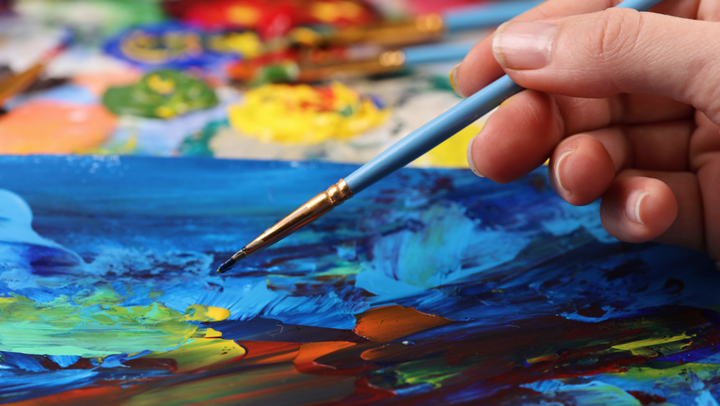 Where to attend rooftop art therapy sessions in Abu Dhabi?