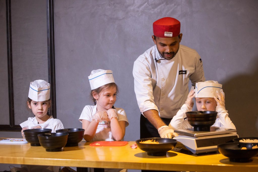 Where to take fun cooking classes in the UAE?