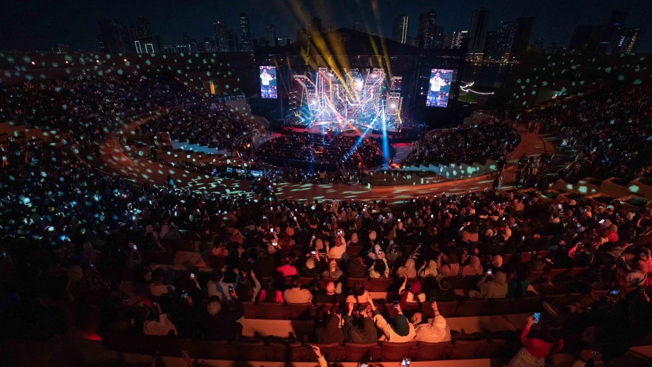 Tamer Hosny and Maha Ftouni in Sharjah 17 January